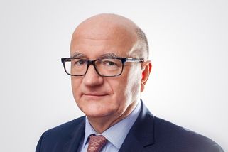 Jak nastartovat ekonomiku? Méně státního dirigismu a házení byrokratických klacků pod nohy - Roklen24.cz