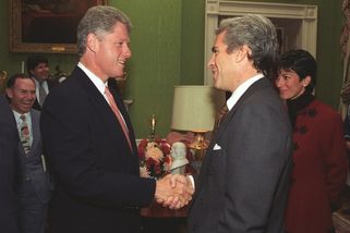 krajskelisty.cz/kralovehradecky-kraj/34572-proc-je-dobre-ze-se-jeffrey-epstein-nevyfotil-s-petrem-pavlem-svet-tomase-koloce.htm