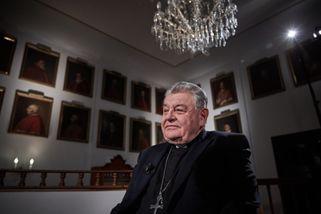 krajskelisty.cz/kralovehradecky-kraj/34126-duka-nepohodlny-kvuli-pravde-svet-tomase-koloce.htm