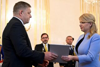 Pavel chtěl Ficovu páteční návštěvu zrušit. Přemluvila ho až Čaputová - Novinky