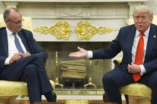 Trump šokoval Merze výrokem, že je lepší nechat Rusko a Ukrajinu rvát se jako děti - Novinky