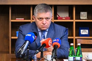 Ficova vláda už „čistí“ úřady a policii. A rychle mění kurz vůči Kyjevu - Seznam Zprávy