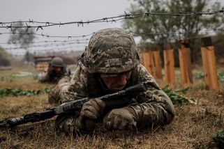 Na Ukrajinu chce poslat své vojáky deset zemí - Novinky