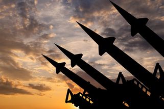 Riziko apokalypsy je vyšší než kdy dřív. Experti popsali možné cesty k jaderné válce