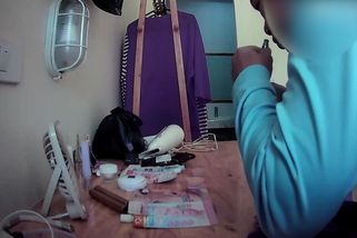 Thajská pokojská si zpestřila práci zkoušením kosmetiky hosta - Novinky