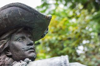 V Nizozemsku objevili neznámou kostru. Může to být mušketýr d'Artagnan - Seznam Zprávy