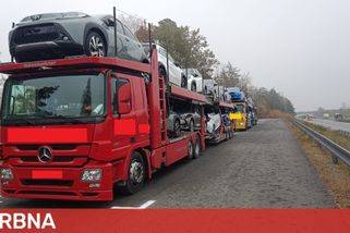 Policisté kontrolovali kamiony na dálnici, dopravci za magnety v tachografech platili stovky tisíc