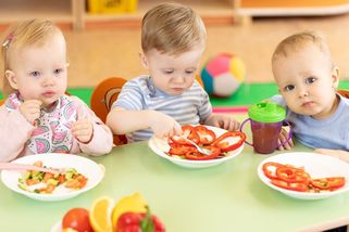 Přestřelka starostů s Jurečkou. Nepůjdu do vězení, zní kvůli dětským skupinám - Seznam Zprávy