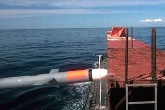 Zbrojit začali i Japonci, kupují střely od USA - Novinky