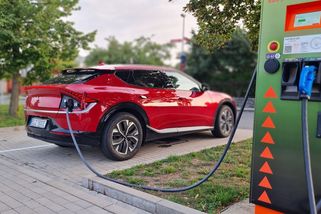 Že si nekoupíte elektromobil? Ale koupíte. A ještě budete rádi - Médium.cz