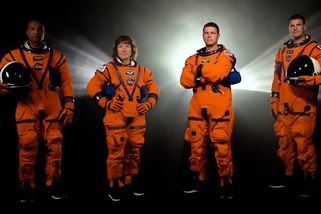 Video: Astronauti cestou k Měsíci řešili problém s toaletou. Pomohl Houston - Seznam Zprávy