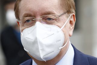 Válek odvolal Arenbergera z funkce šéfa vinohradské nemocnice - Novinky