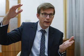 Kupka: Na dálnici 150 km/h, za volant už sedmnáctiletí - Novinky