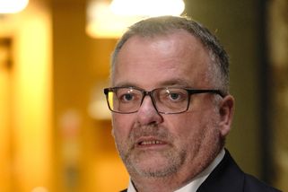 Nový ministr zakázal zaměstnancům účast na večírcích dodavatelů. Není to vhodné, vysvětluje - Zdopravy.cz