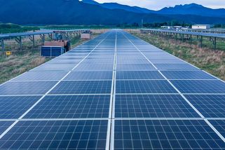 Mrtvé solární panely končí na skládkách a zamořují přírodu. Ničíme si výrobou čisté energie planetu? - Techsvět