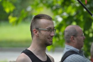 Kvůli svatojiřské stuze mi neprodali langoš, stěžu...