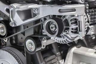 Klínový řemen - kdy ho vyměnit a co se stane, když praskne? - Portál řidiče