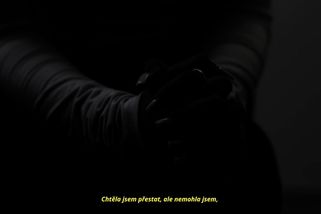 Večer pověsila prádlo, ráno se nevzbudila. Kratom je tichý zabiják, varuje policie - Novinky