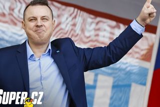 Chytří lidé, bojte se! Rajchl připravuje zákon, který otřese celou zemí