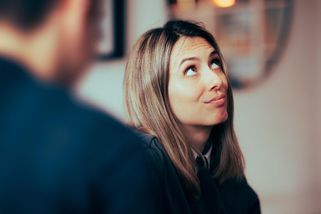 Mansplaining aneb Když muži vědí všechno lépe než ženy. Je za tím nedostatek sebevědomí! - Proženy.cz