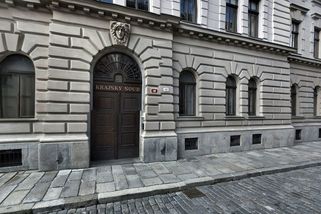 Soudci tramvajačku léta zbytečně kriminalizovali, čeká je kárné řízení - Novinky