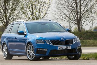 Klidně více najeto, ale hlavně novější. Češi kupují jiné ojetiny - Seznam Zprávy