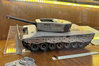 Kutil ze Svitav sestrojil model tanku na skutečné náboje. Trest ho neminul - Médium.cz