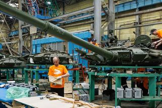 Na armádu jde rekordní suma. Ruská Duma schválila státní rozpočet - Novinky