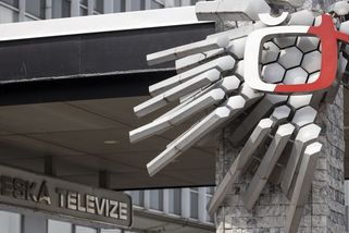 Senátoři kývli na zvýšení poplatků pro Českou televizi a Český rozhlas - Novinky