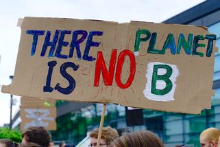 Evropané považují změnu klimatu za vážný problém,...