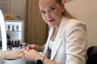 ‚Nechci se vracet.‘ Ukrajinka utekla do Česka před válkou. Sama vychovává tři děti a vede vlastní salon