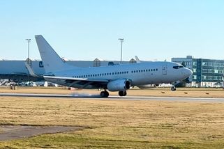 Krásné přistání letounu na dráhu - víte, o jaký typ letadla jde? | Runway