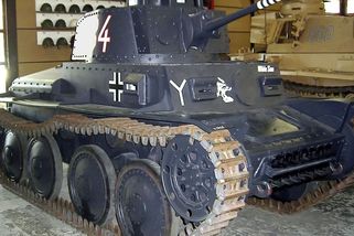 Český tank, který dobyl Francii: Němci ho milovali víc než své vlastní - Médium.cz