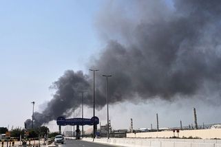 Dron v noci zasáhl dubajskou luxusní čtvrť - Novinky