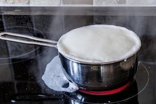 krajskelisty.cz/ustecky-kraj/34263-genialni-napad-hodny-nobelovky-komentar-stepana-chaba.htm