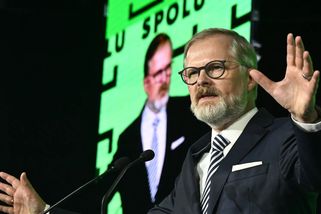 „Ohrožuje bezpečnost a působí ekonomické škody.“ Petr Fiala se ostře pustil do Babiše kvůli muniční iniciativě - Echo24.cz