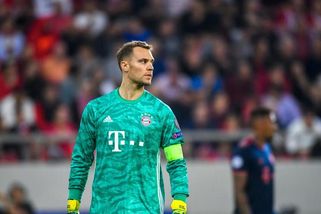 Nejlepší brankář všech dob slaví čtyřicítku! Prohlédněte si zákroky z Neuerova životního zápasu