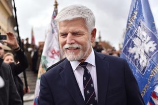 Petr Pavel se dopustil největší chyby. Podepsal návrh rozpočtu pro rok 2025. Babiš musí mít radost - Médium.cz