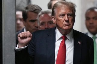 Bombardoval bych Moskvu a Peking, slibuje Trump svým dárcům - Novinky