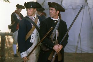 Patriot: Půl miliardy pro Mela Gibsona, falešný kritik a scéna, která pobouřila Brity