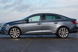 Soupeř Octavie za 399 000 Kč?! Toto auto už vůbec nemělo existovat, teď je k mání s prima motorem za super peníze - Garáž.cz