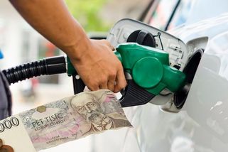 Benzín i nafta v Česku dále zlevnily. Jsou nyní nejlevnější od poloviny června » BUSINESS DAILY NEWS : BYZNYS NOVINY