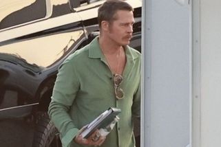 Snímky Brada Pitta ze dne, kdy zemřela jeho milovaná maminka, fanoušky zdrtily