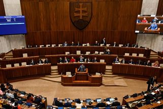 Slovenská sněmovna zavázala vládu, aby nehlasovala pro nové sankce proti Rusku - Novinky