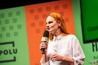 Strana SPOLU zaplatila za Pazderkovou pořádný balík. Kolik je stála kampaň s herečkou?