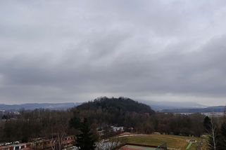 Přijde déšť, oblačnost a jarní teploty. O víkendu zase nasněží - Novinky