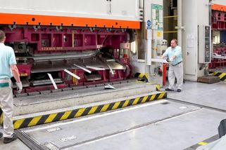 Velký zaměstnavatel jde ve velkém propouštět. Skončíte bez práce i vy?