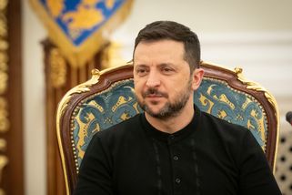 Zelenskyj naléhá na usmíření Trumpa se Starmerem....