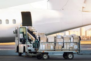 EU zavede celounijní poplatek na malé zásilky, zasáhne čínské prodejce - Seznam Zprávy