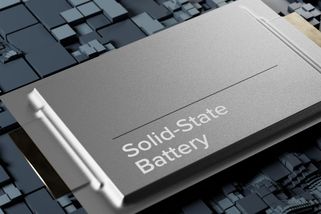 Blíží se revoluce, která zdvojnásobí dojezd elektromobilů. Vyhrají v ní zase Číňané? - Garáž.cz